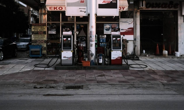 Επιδότηση καυσίμων: Πότε θα ανοίξει η πλατφόρμα – Πώς θα δίνονται έως και 50 ευρώ
