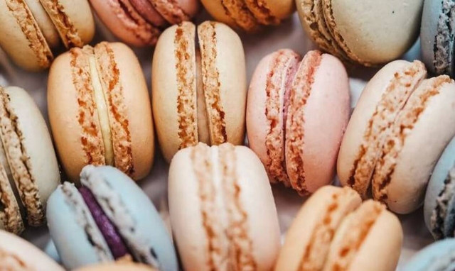 Εορτολόγιο - Παρασκευή 18 Μαρτίου: Ποιοι γιορτάζουν σήμερα