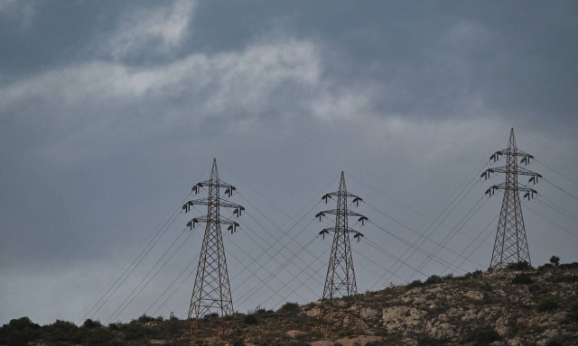 Πάτρα: Έκλεψαν καλώδια ηλεκτρισμού και έμειναν οι περιοχές χωρίς ρεύμα