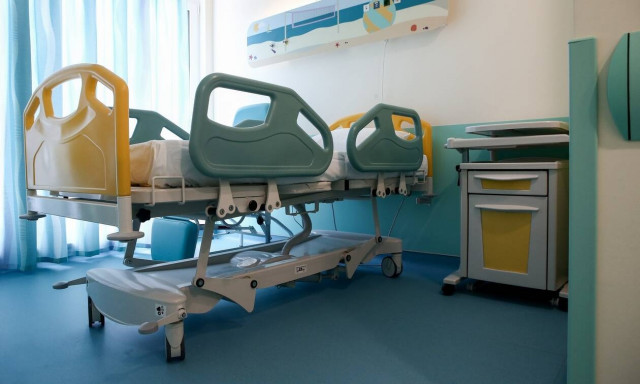 Πάτρα: «Όχι δεν συμβαίνει αυτό το πράγμα…» - Τραγικές φιγούρες οι παππούδες των τριών κοριτσιών