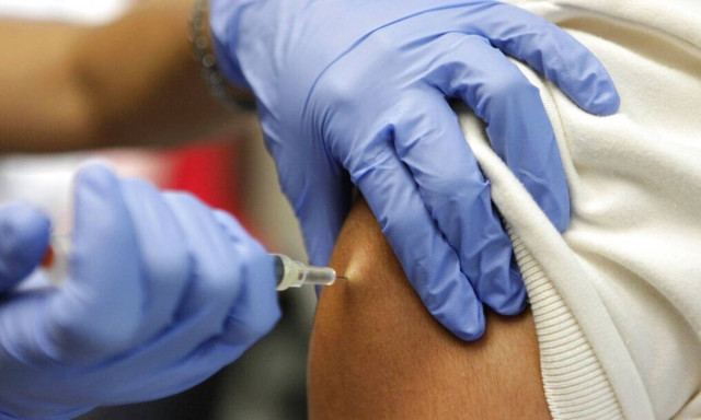 Κορονοϊός: Περισσότερα αντισώματα με την τέταρτη δόση - Τι έδειξε νέα έρευνα