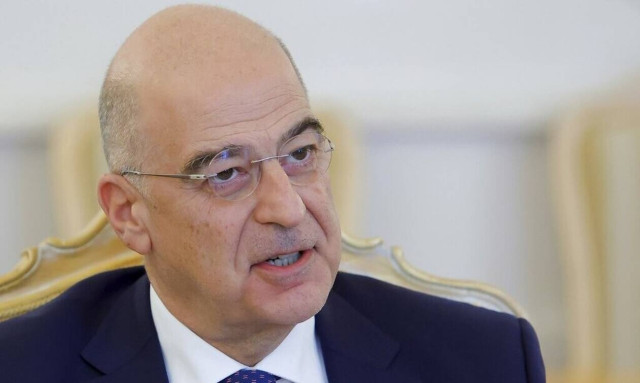 Dendias highlights plight of Mariupol Greeks in meeting with UN chief Guterres