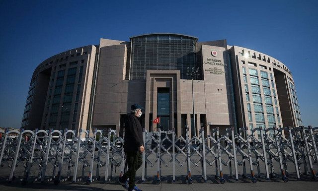 Τουρκία: Δικαστήριο ζήτησε να παραμείνει υπό κράτηση ο Οσμάν Καβαλά