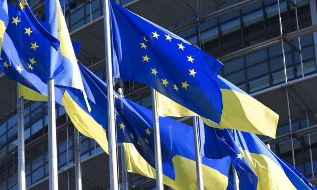 Πόλεμος στην Ουκρανία: Σκέψεις της Ευρωπαϊκής Ένωσης για εμπάργκο στο ρωσικό πετρέλαιο