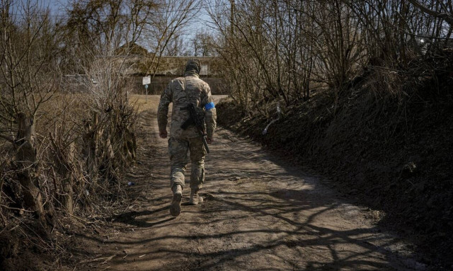 Πόλεμος στην Ουκρανία: Πρωταρχικός στόχος των Ρώσων το Κίεβο - Συνεχίζονται οι σφοδρές συγκρούσεις