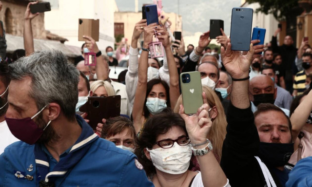 Τζανάκης: Μέχρι και 30.000 τα κρούσματα ως το τέλος Μαρτίου - Πώς θα κάνουμε Πάσχα