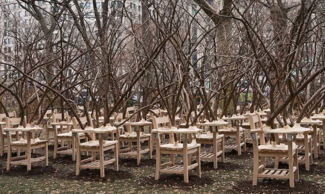 «Brier Patch» εγκατάσταση στη Νέα Υόρκη για τις ανισότητες στην εκπαίδευση