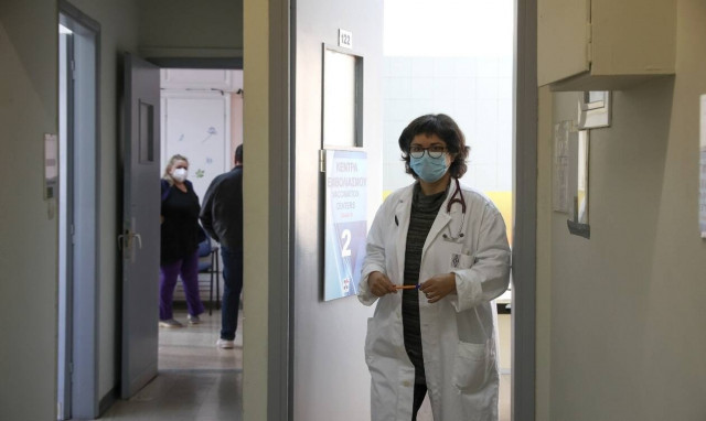 Με εξαιρέσεις η συνταγογράφηση σε δημόσιες δομές για τους ανασφάλιστους