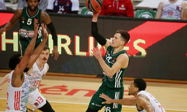 Euroleague: Στο 7-17 ο Παναθηναϊκός, «αγκάλιασε» πρωτιά η Μπάρτσα – Τα highlights κι η βαθμολογία
