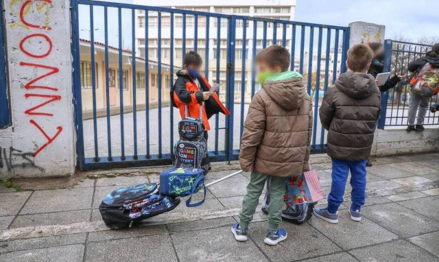 Κρούσματα σε παιδιά: Έφτασαν τα 37.692 σε μια εβδομάδα – Στο 1.50% η θετικότητα στην Ελλάδα