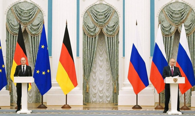 Πόλεμος στην Ουκρανία - Συνομιλία Πούτιν με Σολτς: «Να μην χρησιμοποιηθούν βιολογικά όπλα»