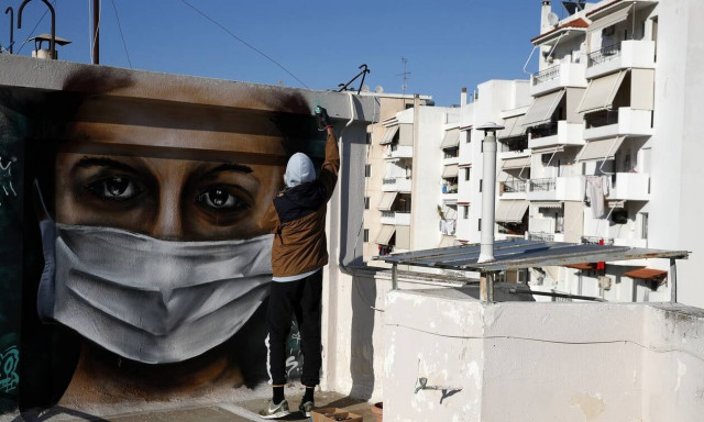 Καμπανάκι από Παυλάκη για νέο κύμα κορονοϊού μέσα στο καλοκαίρι