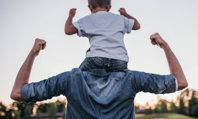 Ενεργοί Μπαμπάδες: Οι καταστροφικές συνέπειες της γονικής αποξένωσης στα παιδιά