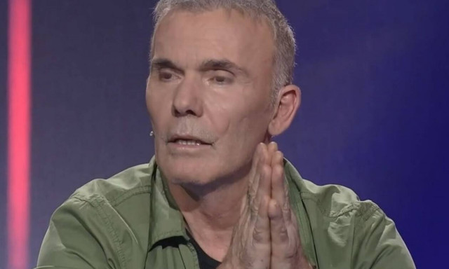 X Factor - Ρόκκος: Αποθεώσε μια διαγωνιζόμενη, κατσάδιασε μια άλλη