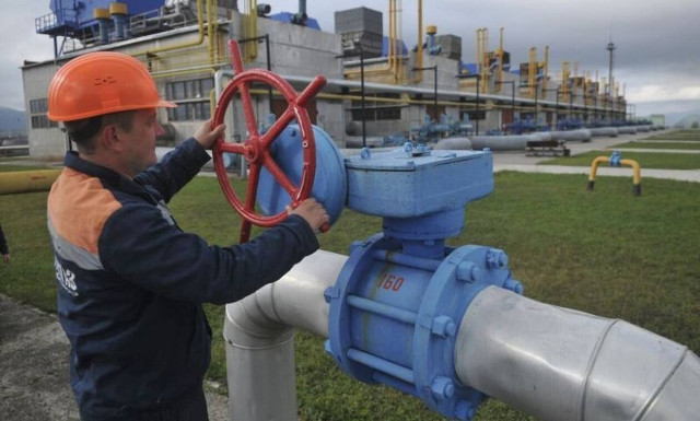 Greece considers natural gas storage in Bulgaria, Italy