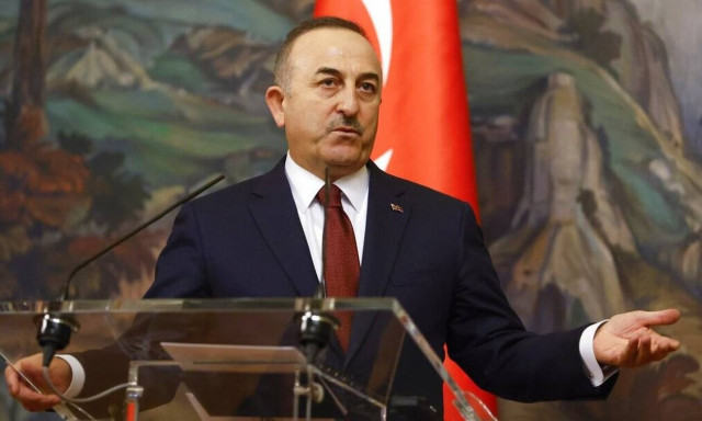 Τσαβούσογλου: Ρώσοι ολιγάρχες είναι ευπρόσδεκτοι στην Τουρκία αν συμμορφώνονται με το διεθνές δίκαιο