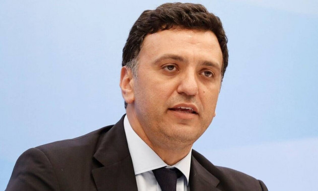 Κικίλιας: Πάνω από 3 εκατ. οι διαθέσιμες αεροπορικές θέσεις από τη Γαλλία για το 2022