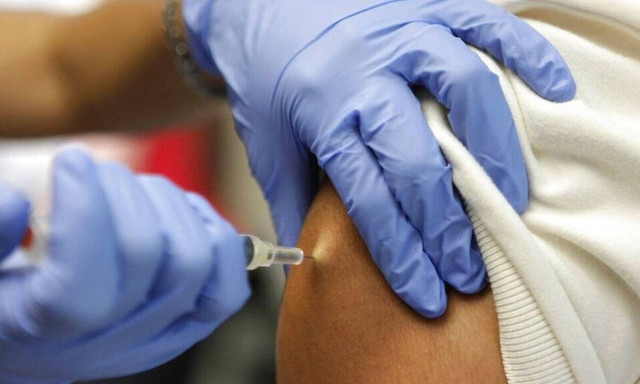 Ισραηλινή έρευνα: Η 4η δόση μειώνει σημαντικά το ποσοστό θανάτου από κορoνοϊό στους άνω των 60