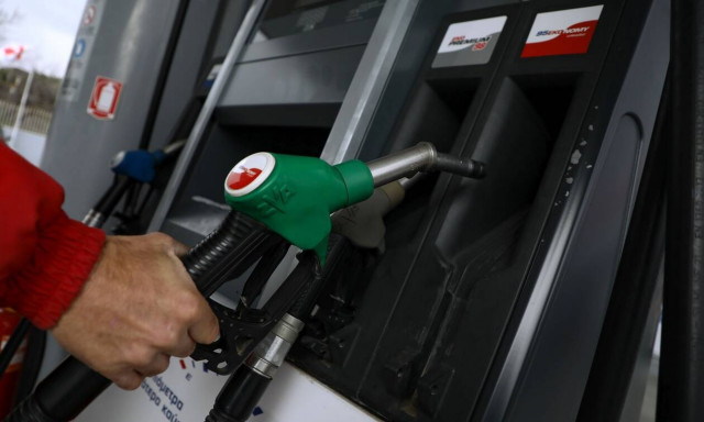 Κιουρτζής στο Newsbomb.gr: «Έρχονται νέες αυξήσεις στη βενζίνη - Μπορεί να τη δούμε ξανά στο 2,20»