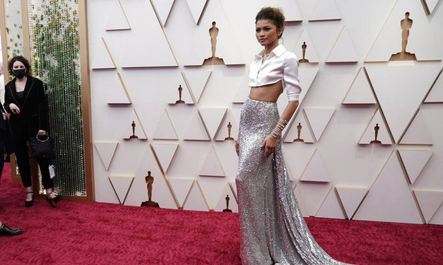 Oscars 2022: Αυτές είναι οι πιο καλοντυμένες stars αλλά και οι κιτς επιλογές στο κόκκινο χαλί (pics)