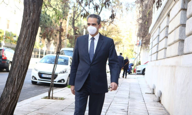 Θετικός στον κορονοϊό ο υφυπουργός Παιδείας, Άγγελος Συρίγος