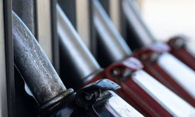 Ακρίβεια - Ασμάτογλου στο Newsbomb.gr: «Έρχονται μειώσεις στα καύσιμα τις επόμενες ημέρες»