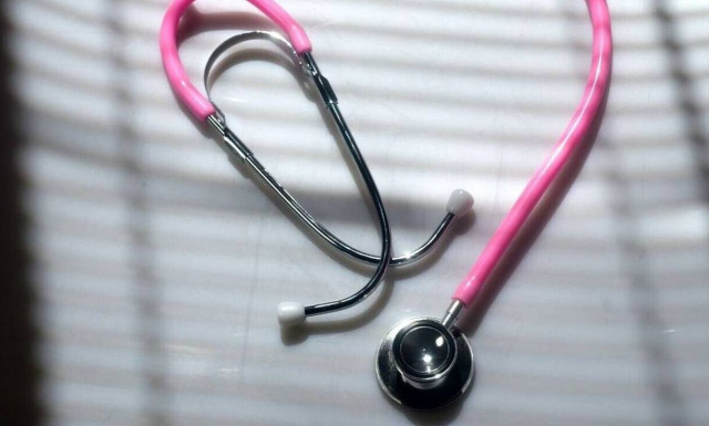 Σαρώνει η γρίπη τα μικρά παιδιά – Τι προβληματίζει τους παιδίατρους