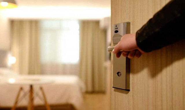 Απίστευτη απάτη στα Ιωάννινα: Άρπαξε πάνω από 7.000 ευρώ - Το τηλεφώνημα για «κράτηση δωματίου»