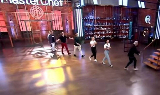 MasterChef Spoiler (30/3): Ποιοι επιστρέφουν στον διαγωνισμό; Η αμηχανία του εξώστη (vid)
