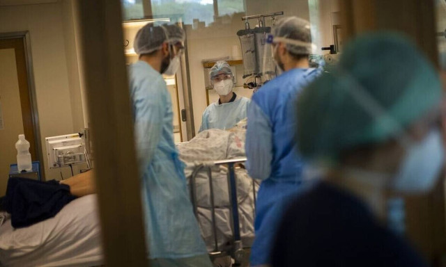 Greece: 21,099 new coronavirus infections on Thursday, 51 deaths; 355 on ventilators