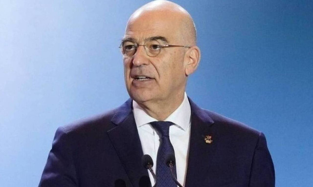 Greece to send more humanitarian aid to Ukraine, says FM Dendias