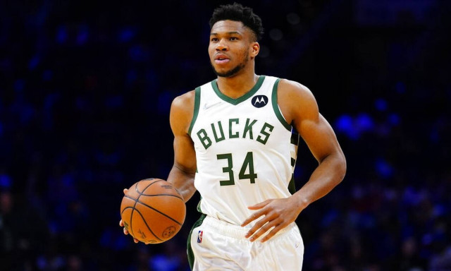 Γιάννης Αντετοκούνμπο: Ιστορικό ρεκόρ και «υπογραφή» στη νίκη με 44αρι επί των Νετς με 120-119