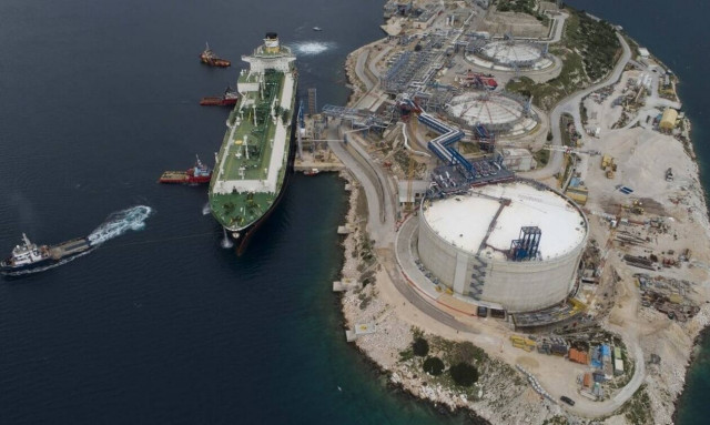 Σημαντική η προσθήκη πλωτής δεξαμενής Υγροποιημένου Αερίου στη Ρεβυθούσα