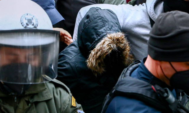 Ρούλα Πισπιρίγκου: Τα 4+1 «κενά» στο θρίλερ της Πάτρας