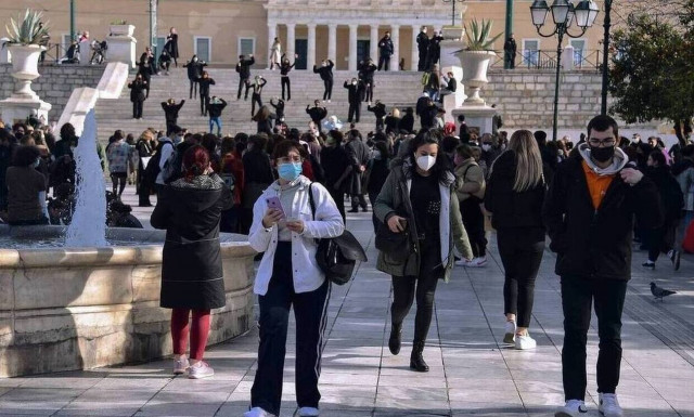 15,823 new coronavirus infections on Saturday, 52 deaths; 357 on ventilators