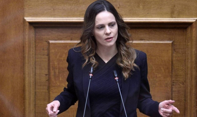 Αχτσιόγλου: «Απότομη προσγείωση Μητσοτάκη στην πραγματικότητα»