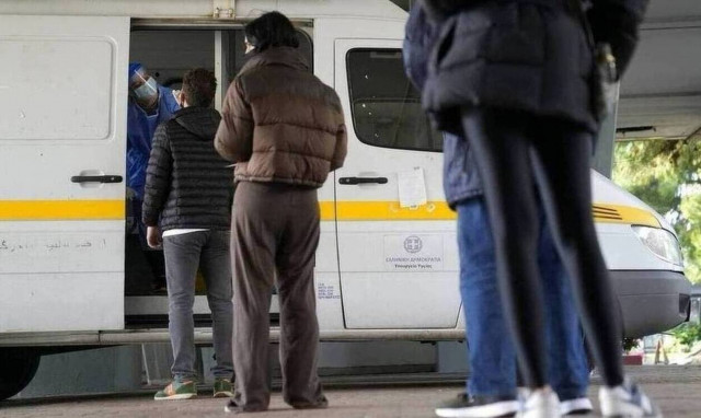 Greece: 18,988 new coronavirus infections on Tuesday, 70 deaths; 358 on ventilators