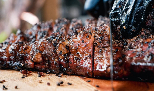 Η ώρα του οβελία: Μυστικά ψησίματος που θα απογειώσουν το γεύμα μας