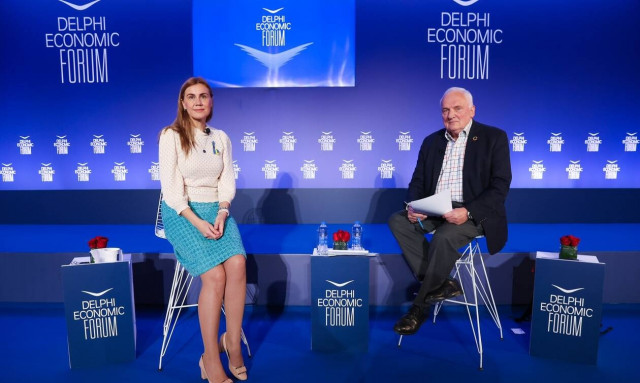 Επίτροπος Ενέργειας: Σύντομα η Ευρώπη δεν θα χρειάζεται πλέον το ρωσικό φυσικό αέριο