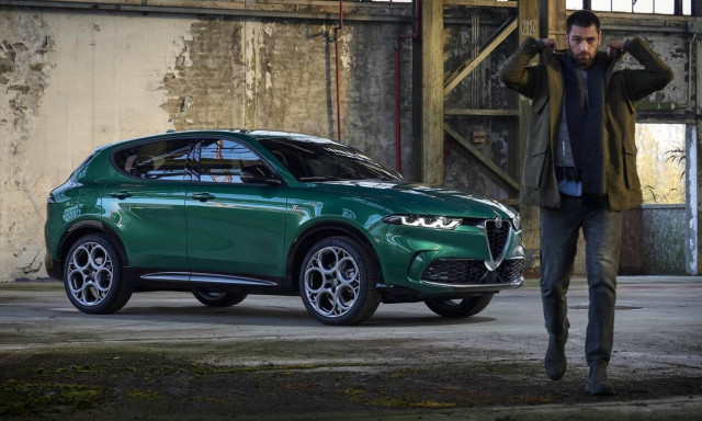 Η Alfa Romeo περνά στην αντεπίθεση