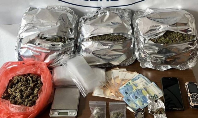 Καλαμάτα: Συνελήφθη 40χρονος για διακίνηση ναρκωτικών - Πάνω από τρία κιλά κάνναβης στην κατοχή του