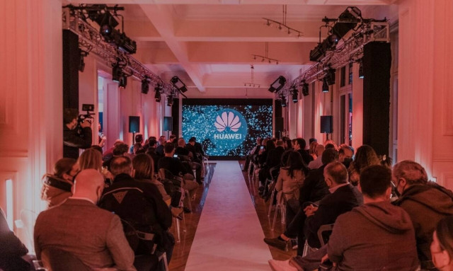 Η ΗUAWEI παρουσίασε τα νέα smartphones και άλλα προϊόντα  σε μία μοναδική εκδήλωση