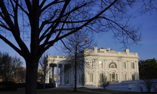 Οι Βρυξέλλες επέβαλαν κυρώσεις στις κόρες του Βλαντίμιρ Πούτιν