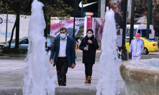 Κορονοϊός: Ακόμα 2-3 επιδημίες μέχρι τον Σεπτέμβριο «βλέπει» ο Παυλάκης