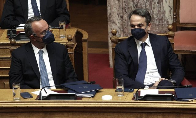 Κατατέθηκε συμπληρωματικός προϋπολογισμός - Προβλέπει πρόσθετες δαπάνες 2 δισ. ευρώ