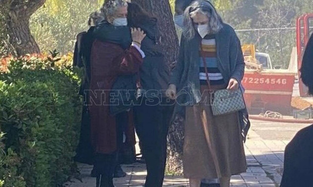 Φωτιά τώρα: Μεγάλη πυρκαγιά σε μονάδα ψυχικής υγείας στη Γλυφάδα