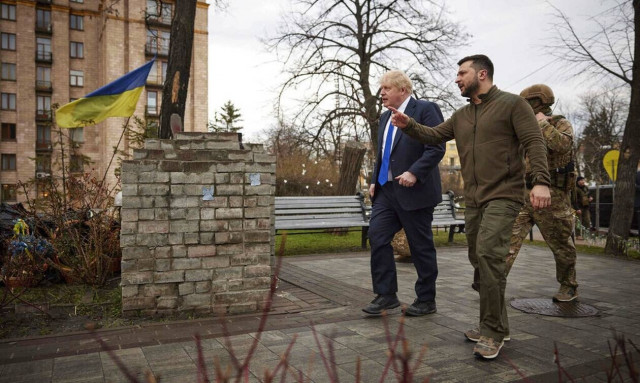 Πόλεμος στην Ουκρανία - Ζελένσκι: Να ακολουθήσουν το παράδειγμα της Βρετανίας και άλλες χώρες