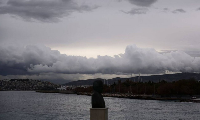 Καιρός: Τέλος η καλοκαίρια - Έρχονται μπόρες και καταιγίδες τις επόμενες ώρες