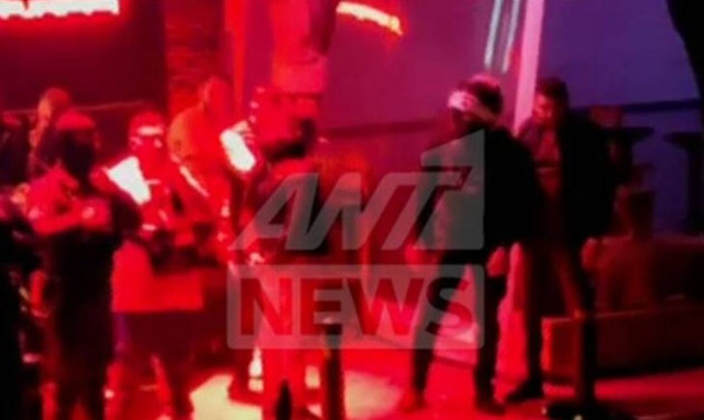 Συναγερμός στο Γκάζι: Πυροβολισμοί έξω από γνωστό κλαμπ