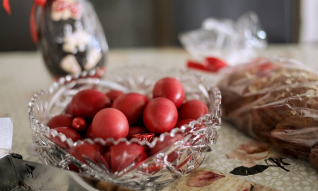 Κορονοϊός: Πώς θα κάνουμε Πάσχα 